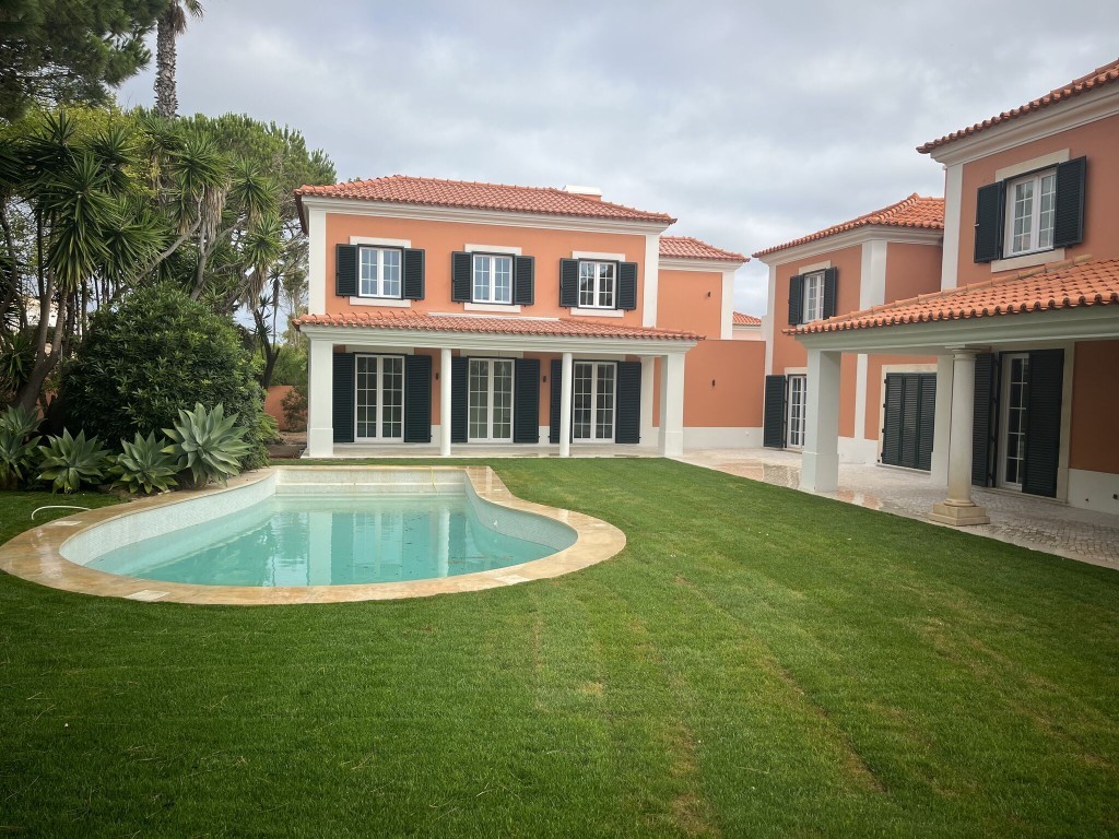 Ampliação de casa concluída na Quinta da Marinha